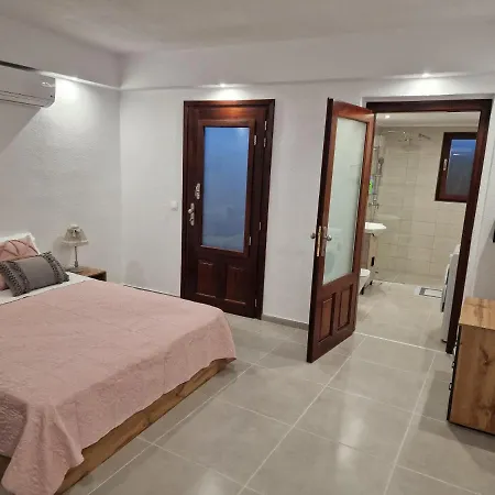 Apartament το στενάκι Skiatos
