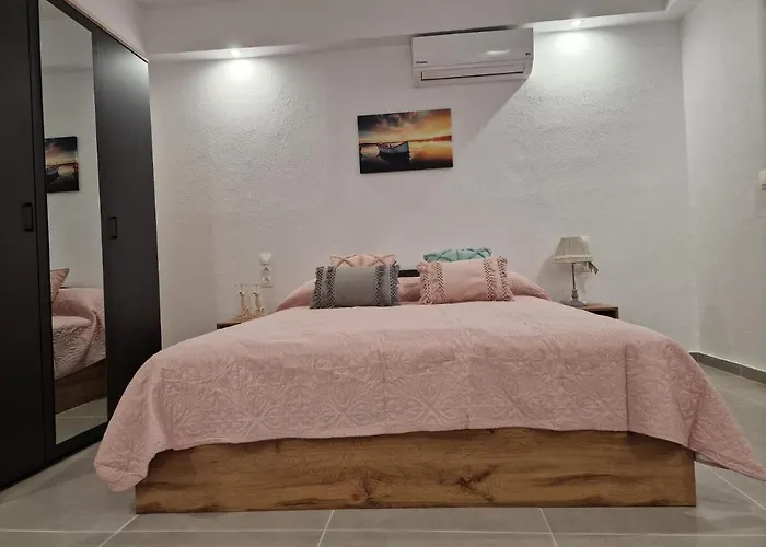 Apartament το στενάκι