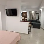 το στενάκι Апартаменты *