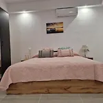 Апартаменты το στενάκι