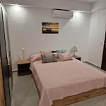 Апартаменты το στενάκι *